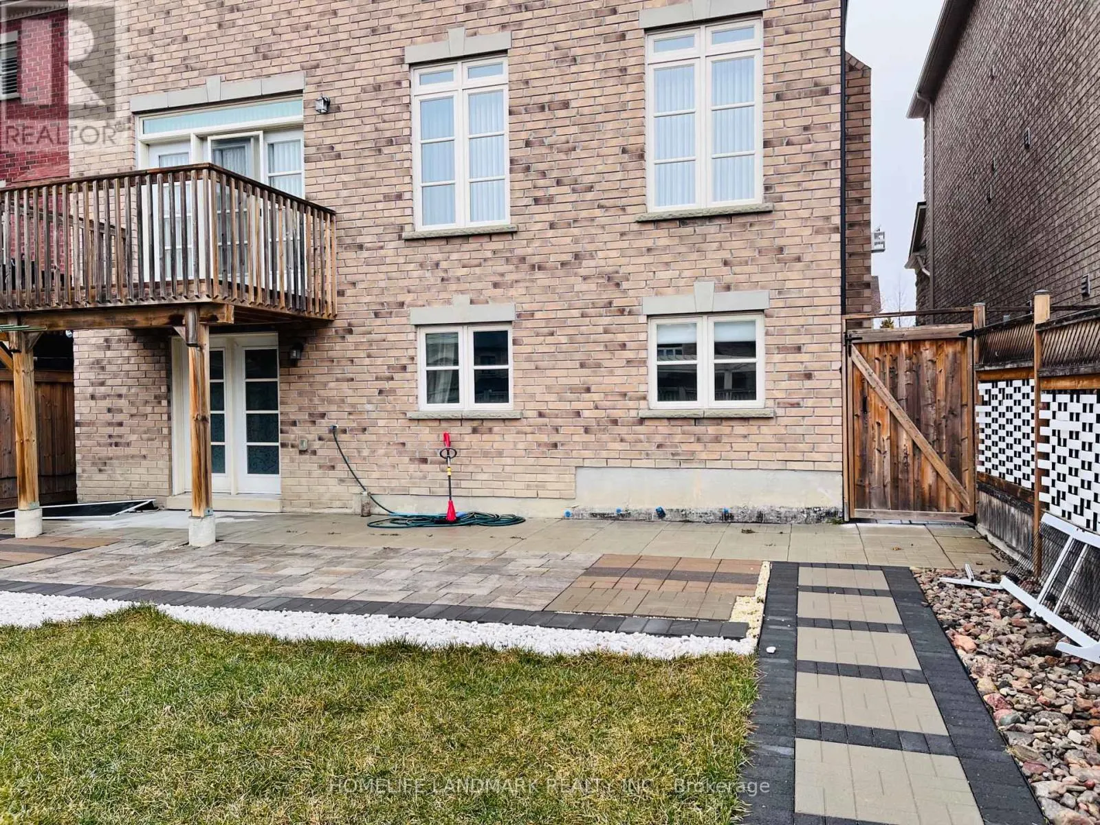 BSMT - 21 PLANTAIN LANE