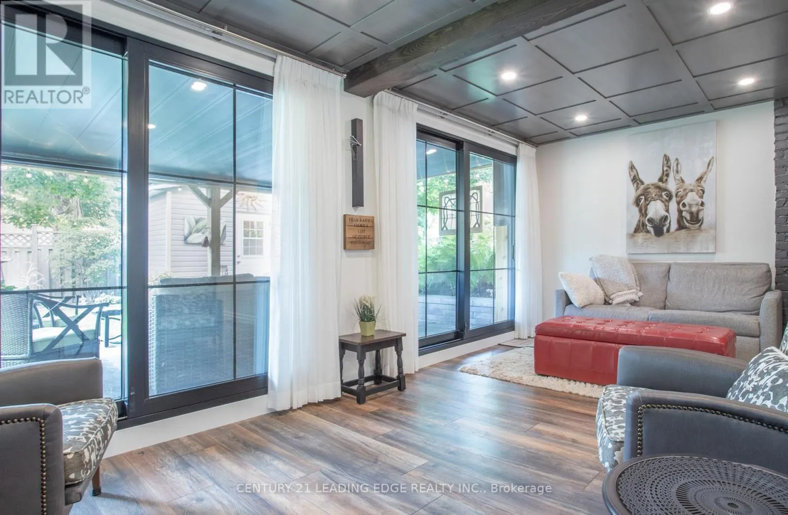12 BALSON BOULEVARD
