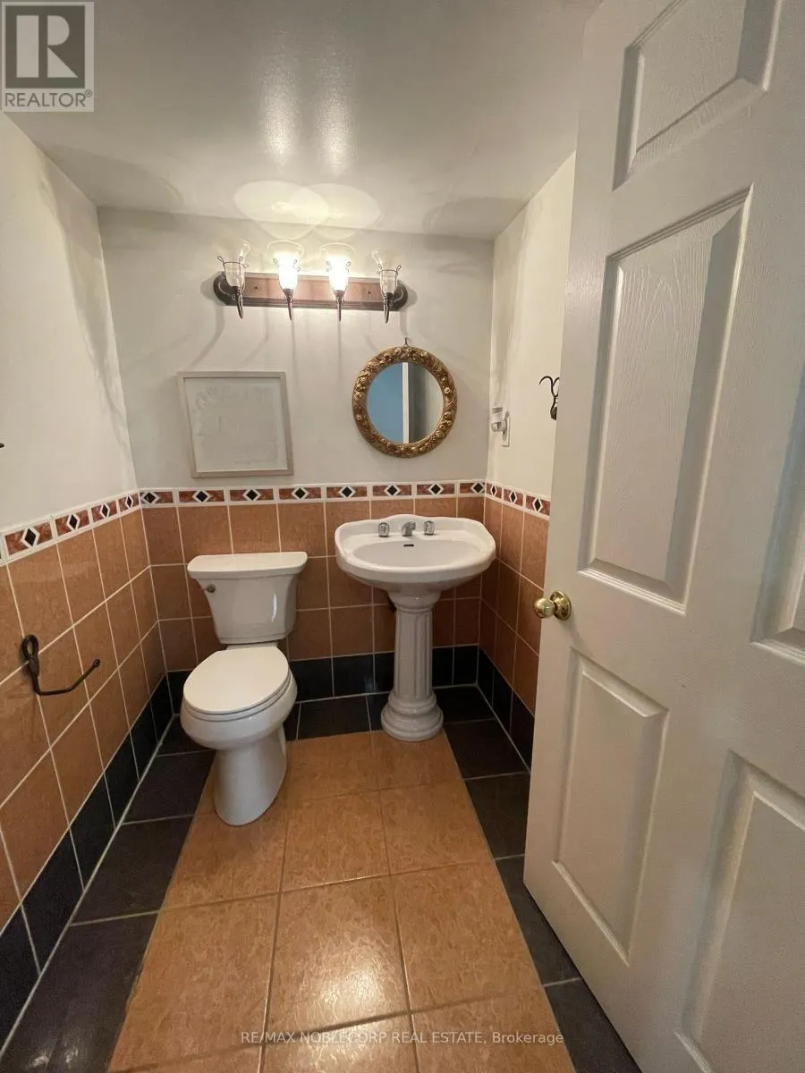 BSMT - 18 KINGLY CREST WAY
