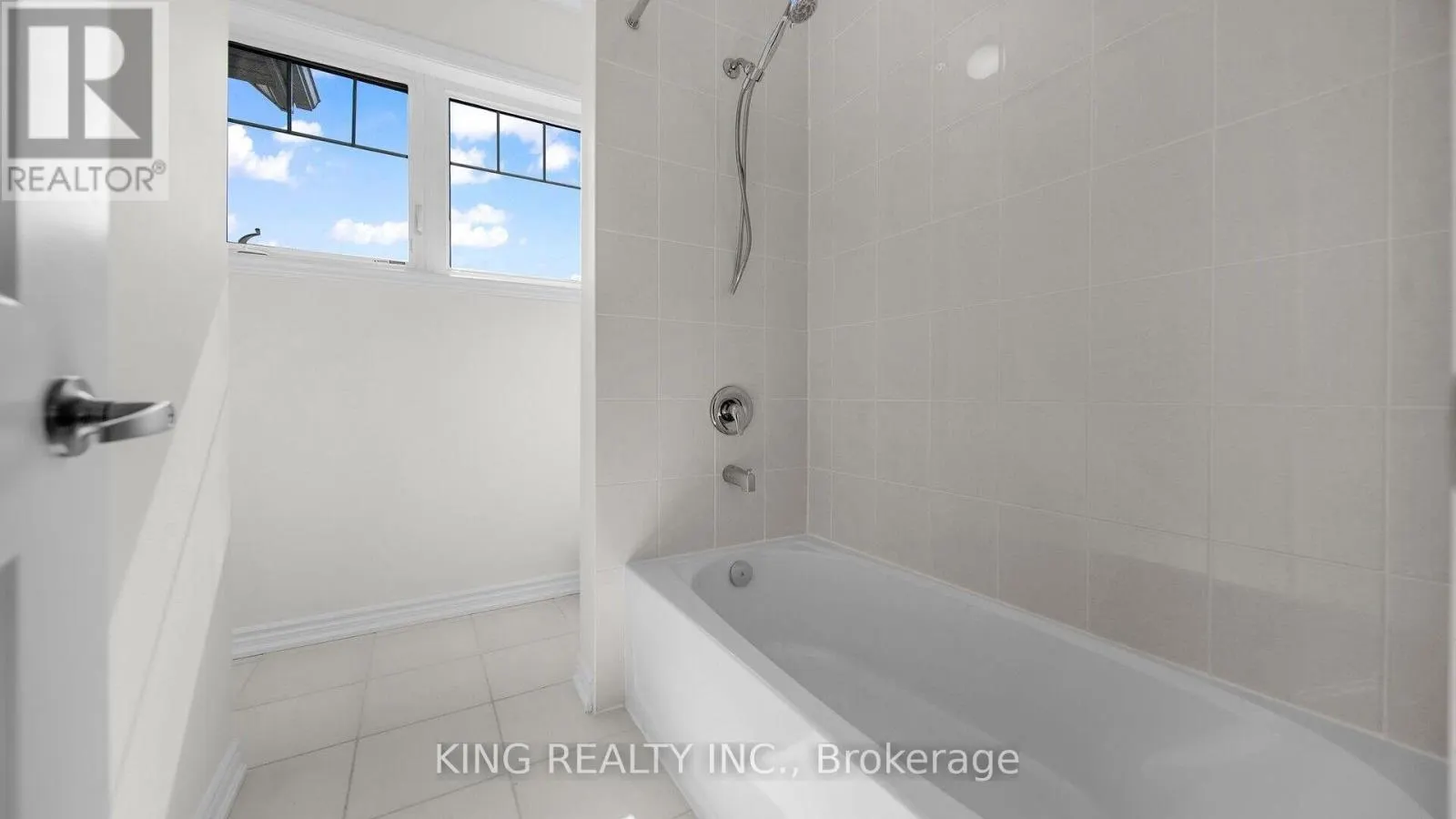 1629 CORSAL COURT