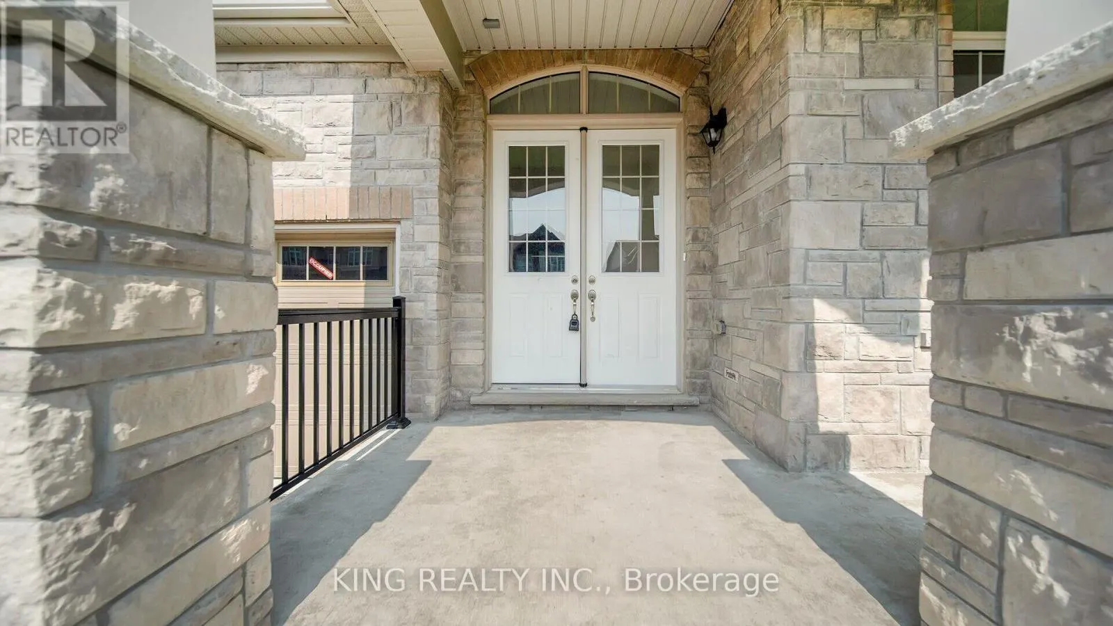1629 CORSAL COURT