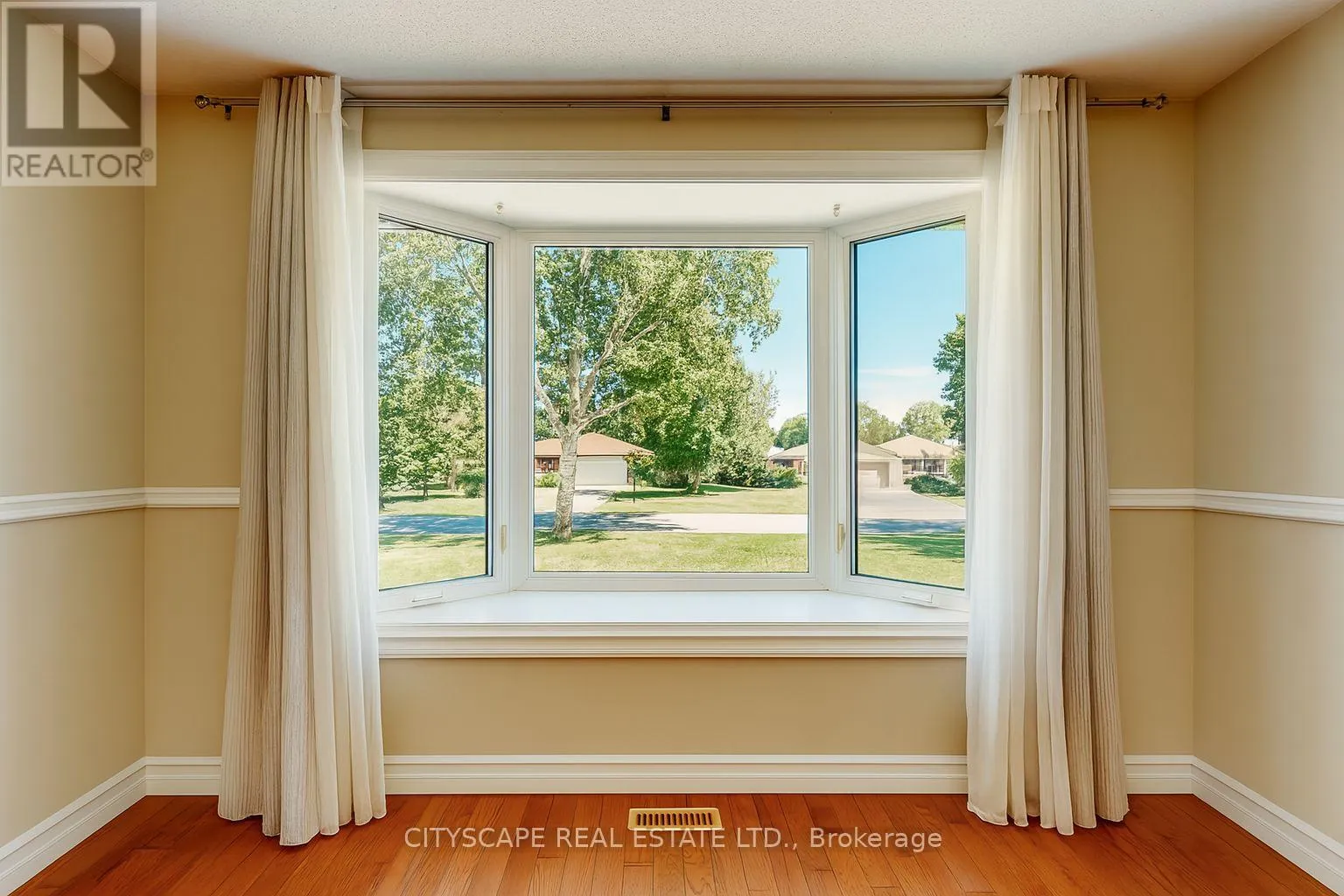 65 RIVERGLEN DRIVE