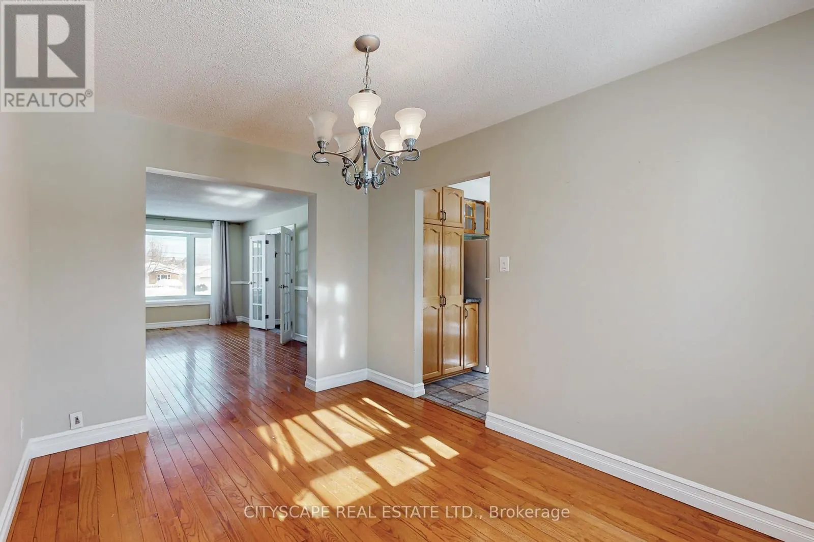 65 RIVERGLEN DRIVE