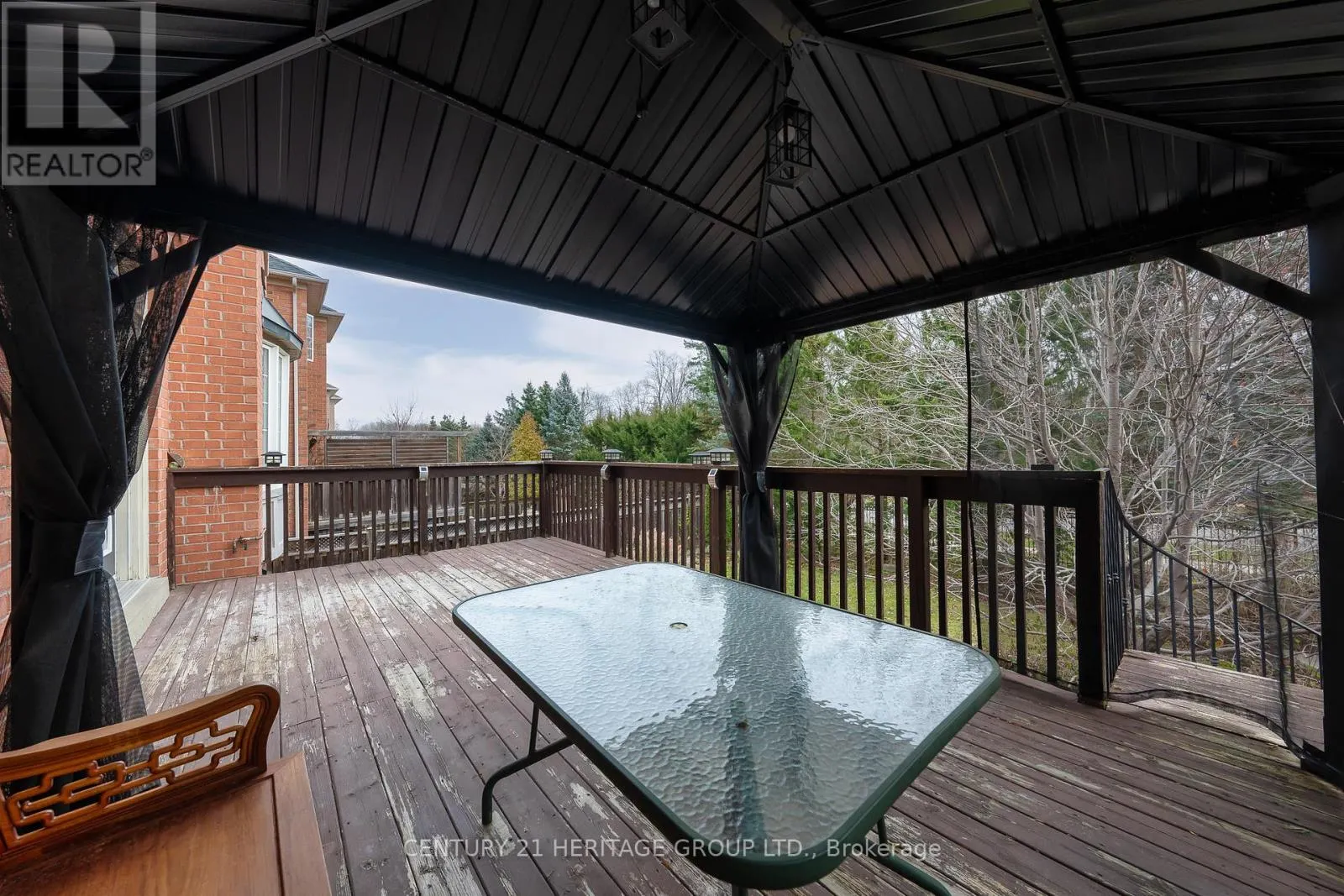 229 WILLIS DRIVE