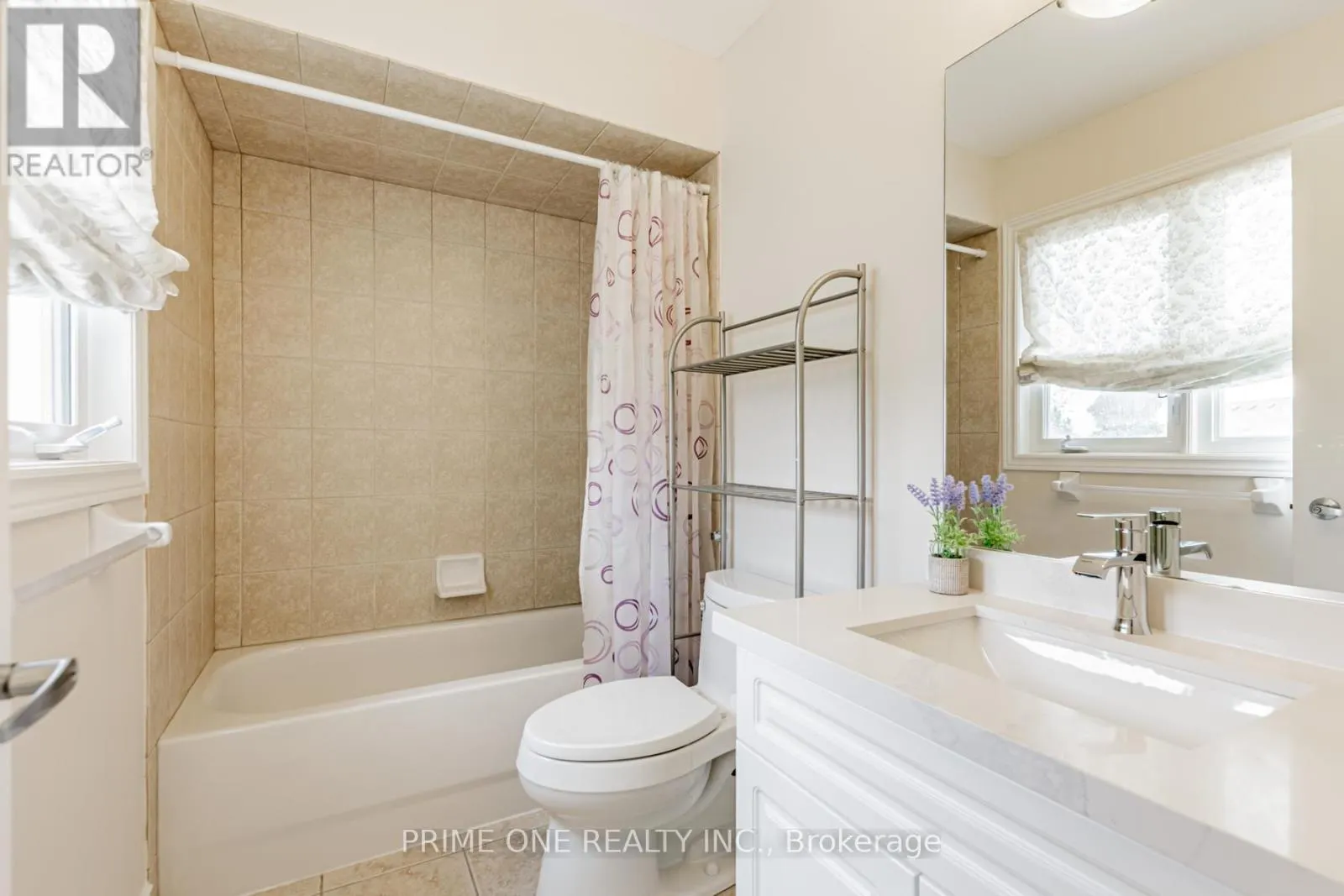 19 RIDGESTONE DRIVE