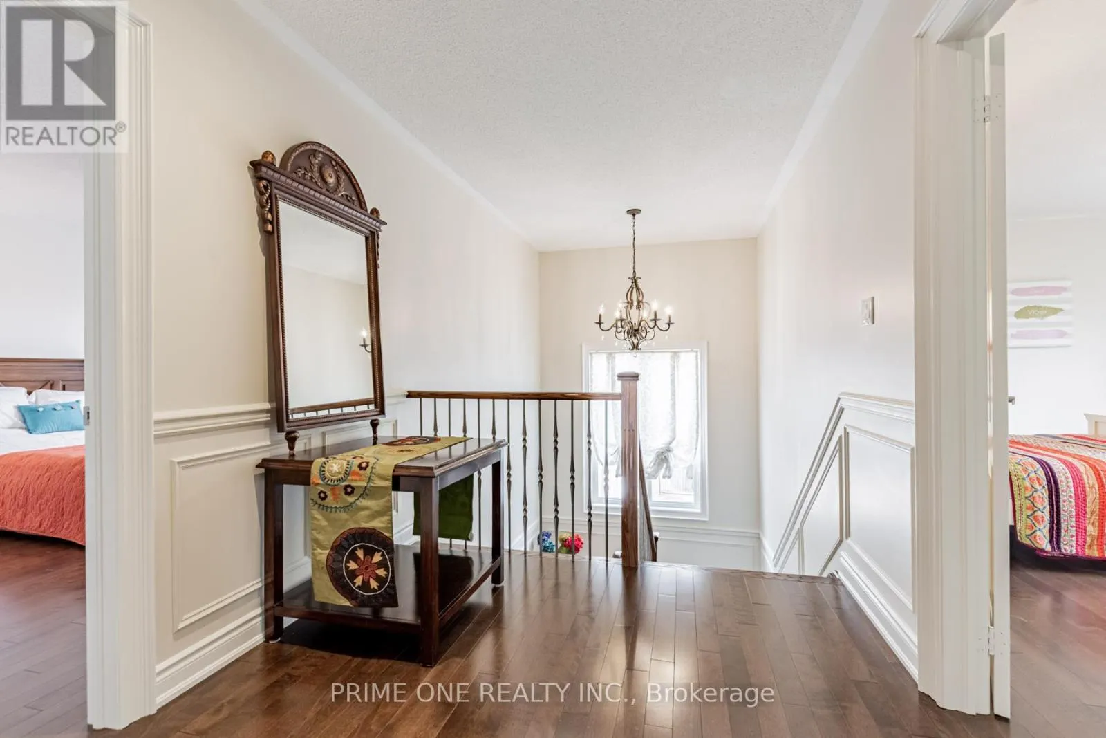 19 RIDGESTONE DRIVE