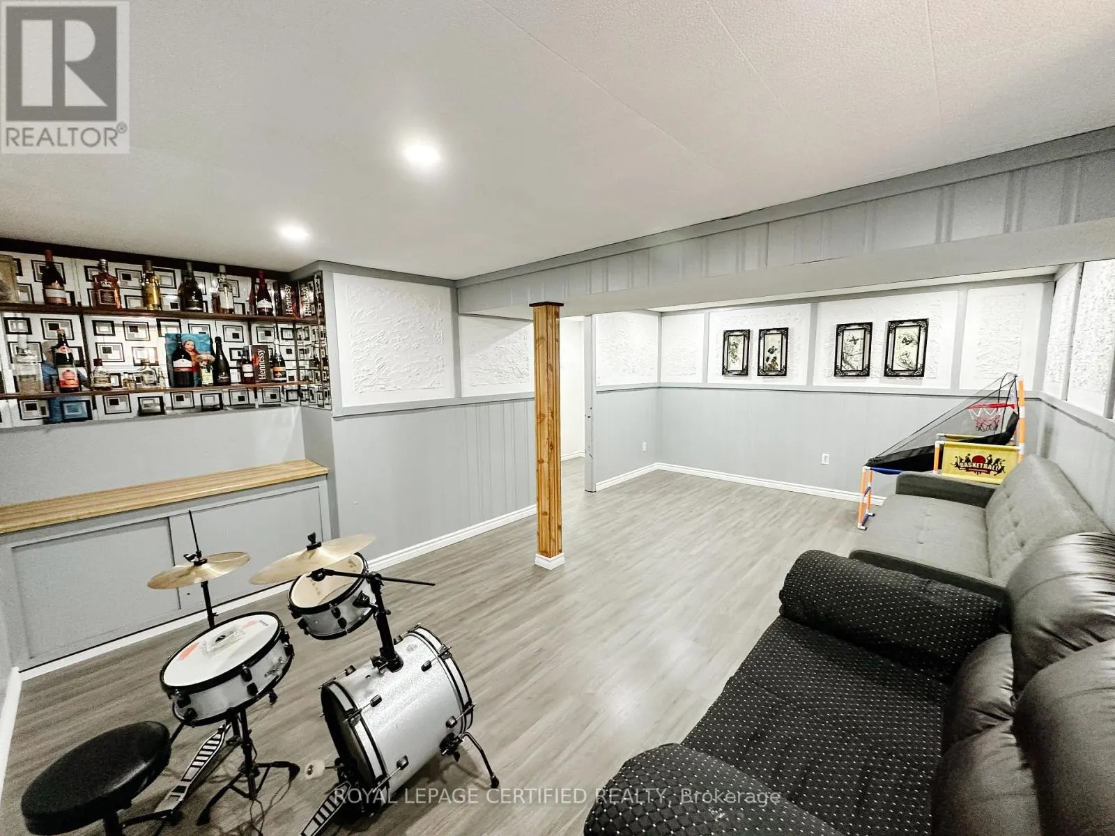 29 COG HILL DRIVE