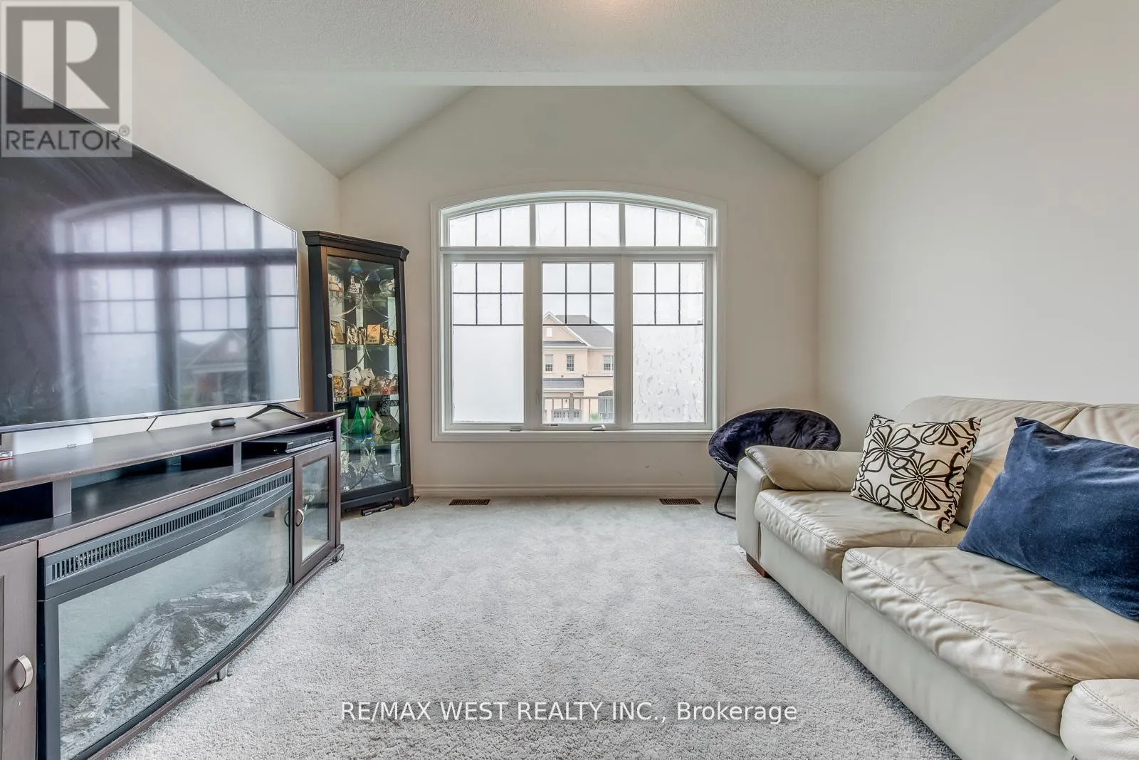 286 DANNY WHEELER BOULEVARD