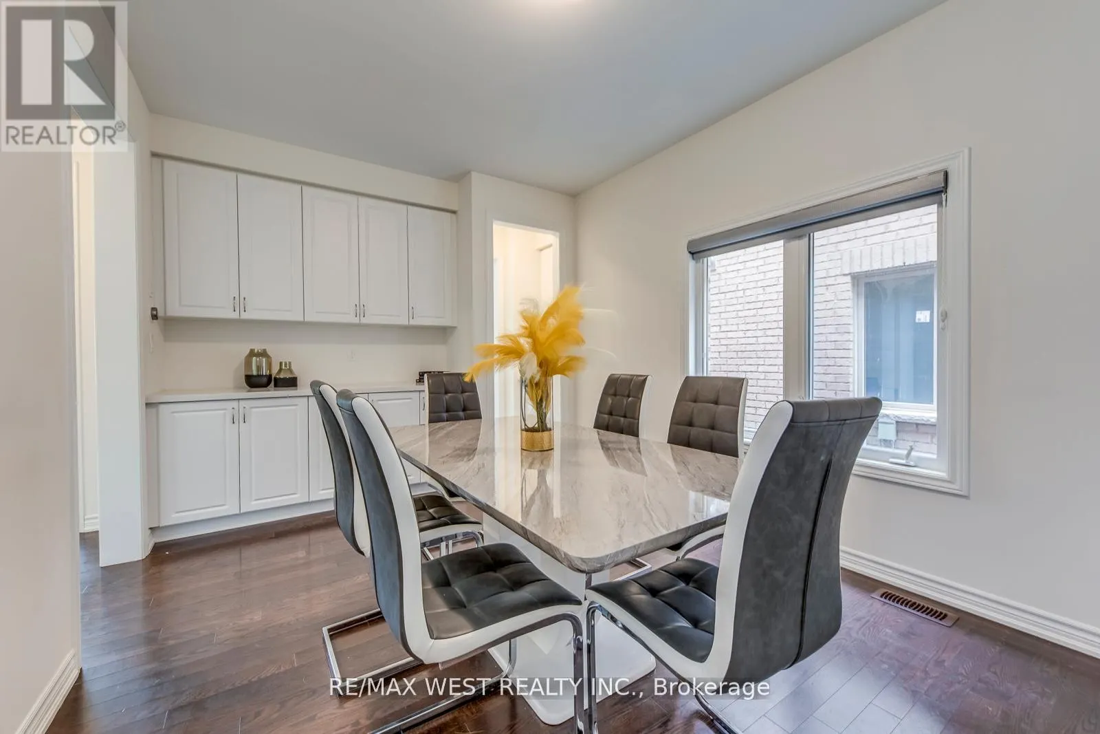 286 DANNY WHEELER BOULEVARD