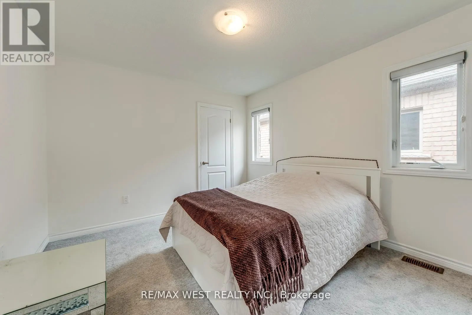 286 DANNY WHEELER BOULEVARD