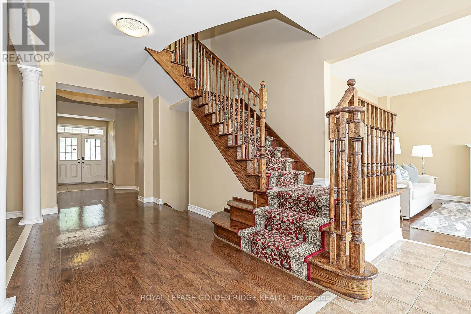 12 GOLDEN MEADOW DRIVE