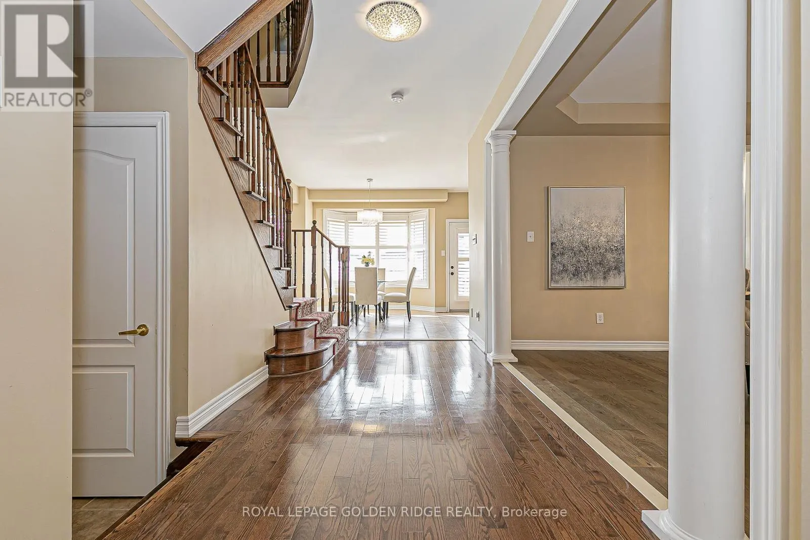 12 GOLDEN MEADOW DRIVE
