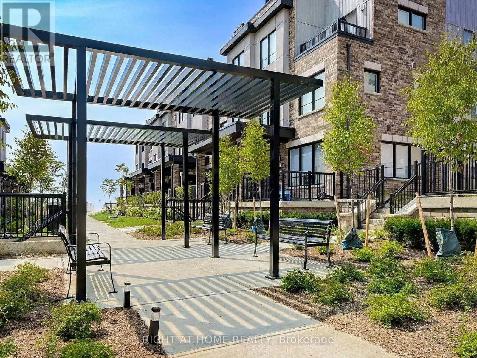 8-50 BAYNES WAY