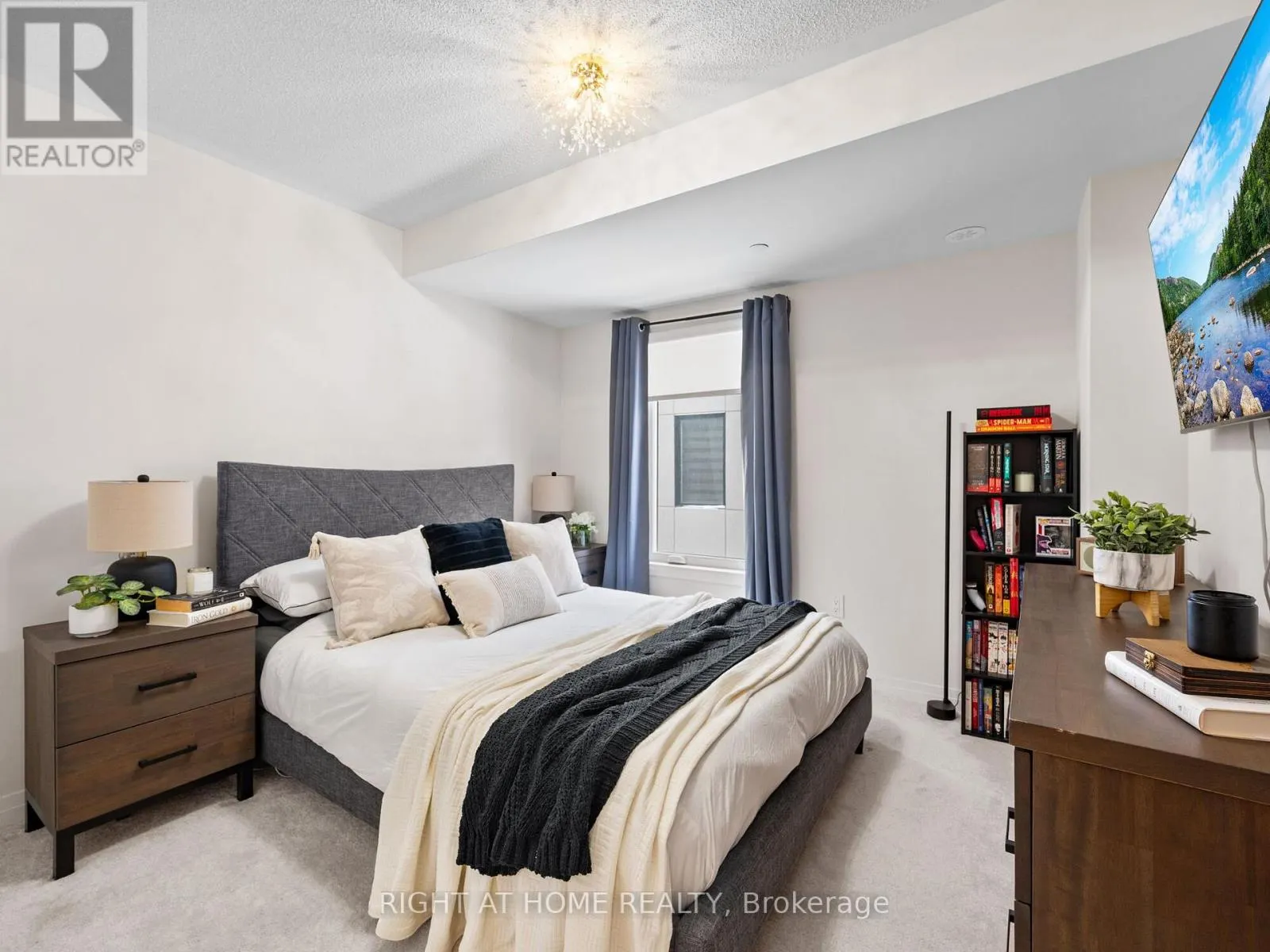 8-50 BAYNES WAY