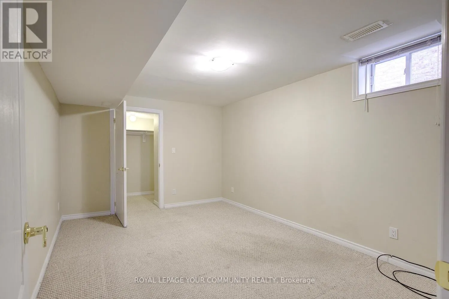 2-BED WALK-OUT BASEMENT - 625 GRAND TRUNK AVENUE