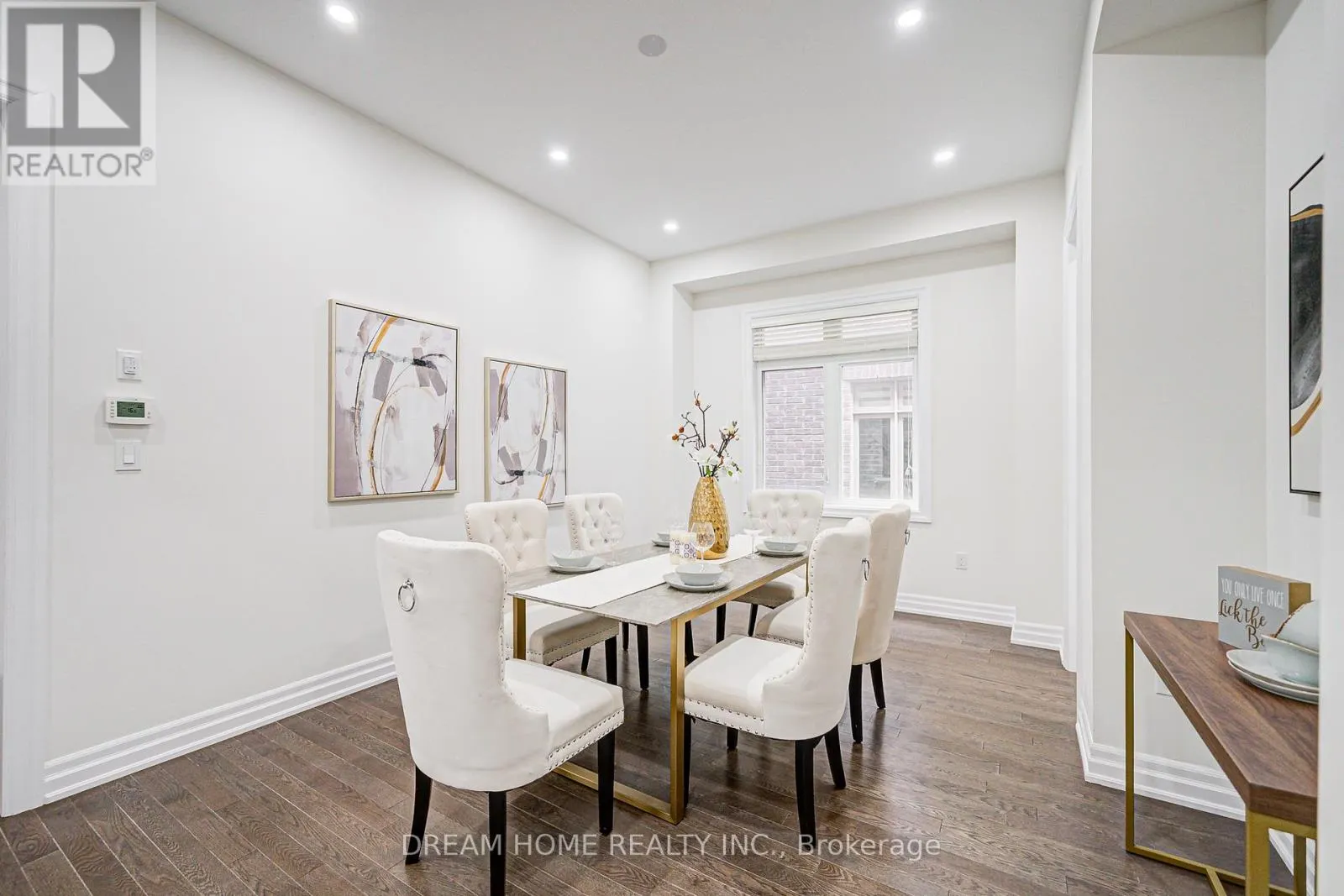 113 BOTELHO CIRCLE