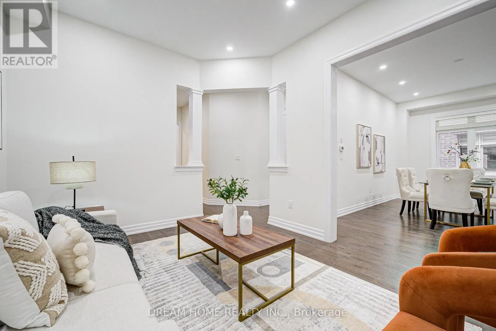 113 BOTELHO CIRCLE