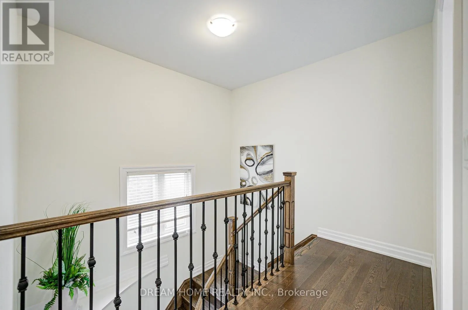 113 BOTELHO CIRCLE