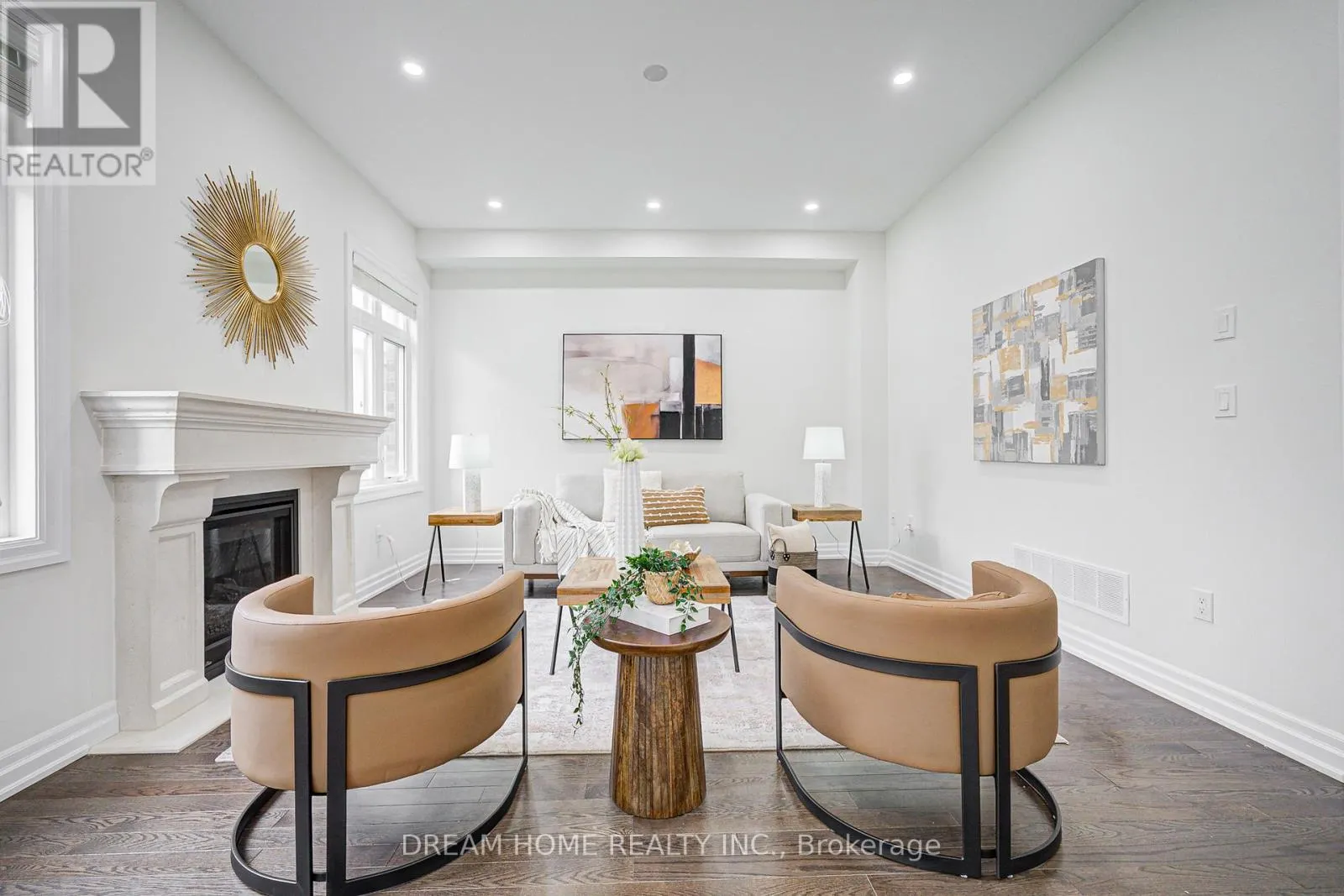 113 BOTELHO CIRCLE