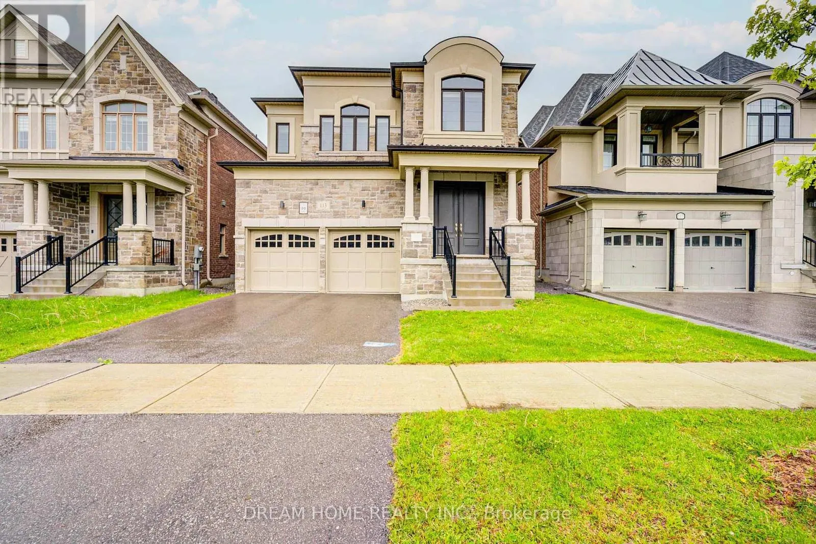 113 BOTELHO CIRCLE