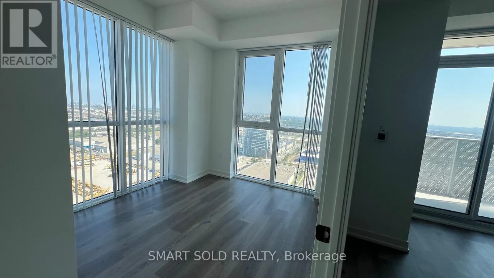 3210 - 28 INTERCHANGE WAY