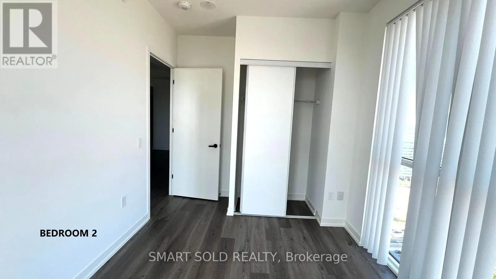 3210 - 28 INTERCHANGE WAY