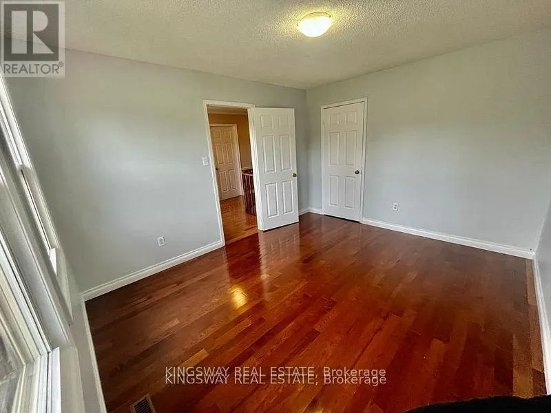 325 SALISBURY LANE