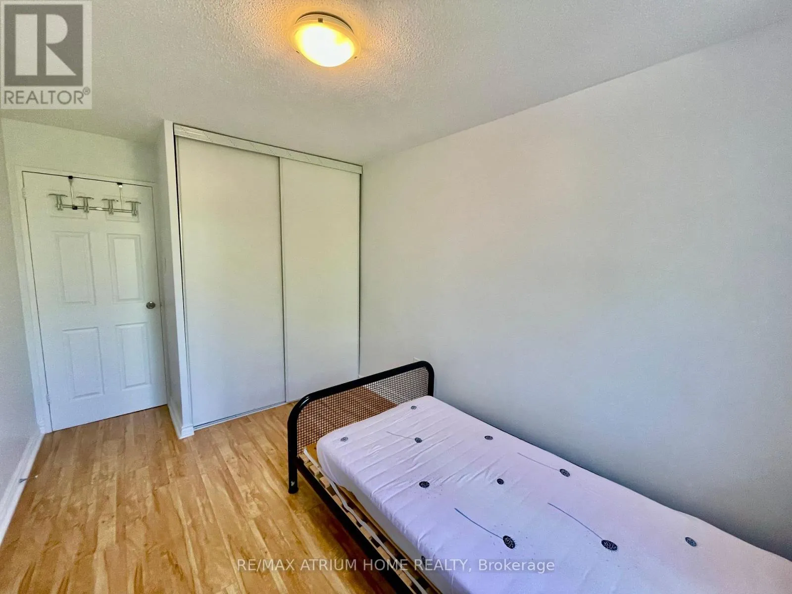 332 - 16A ELGIN STREET