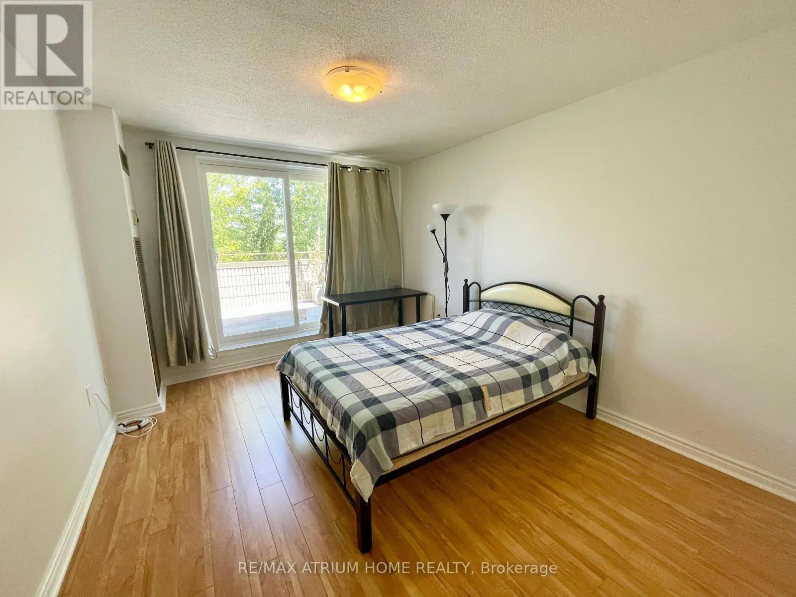 332 - 16A ELGIN STREET