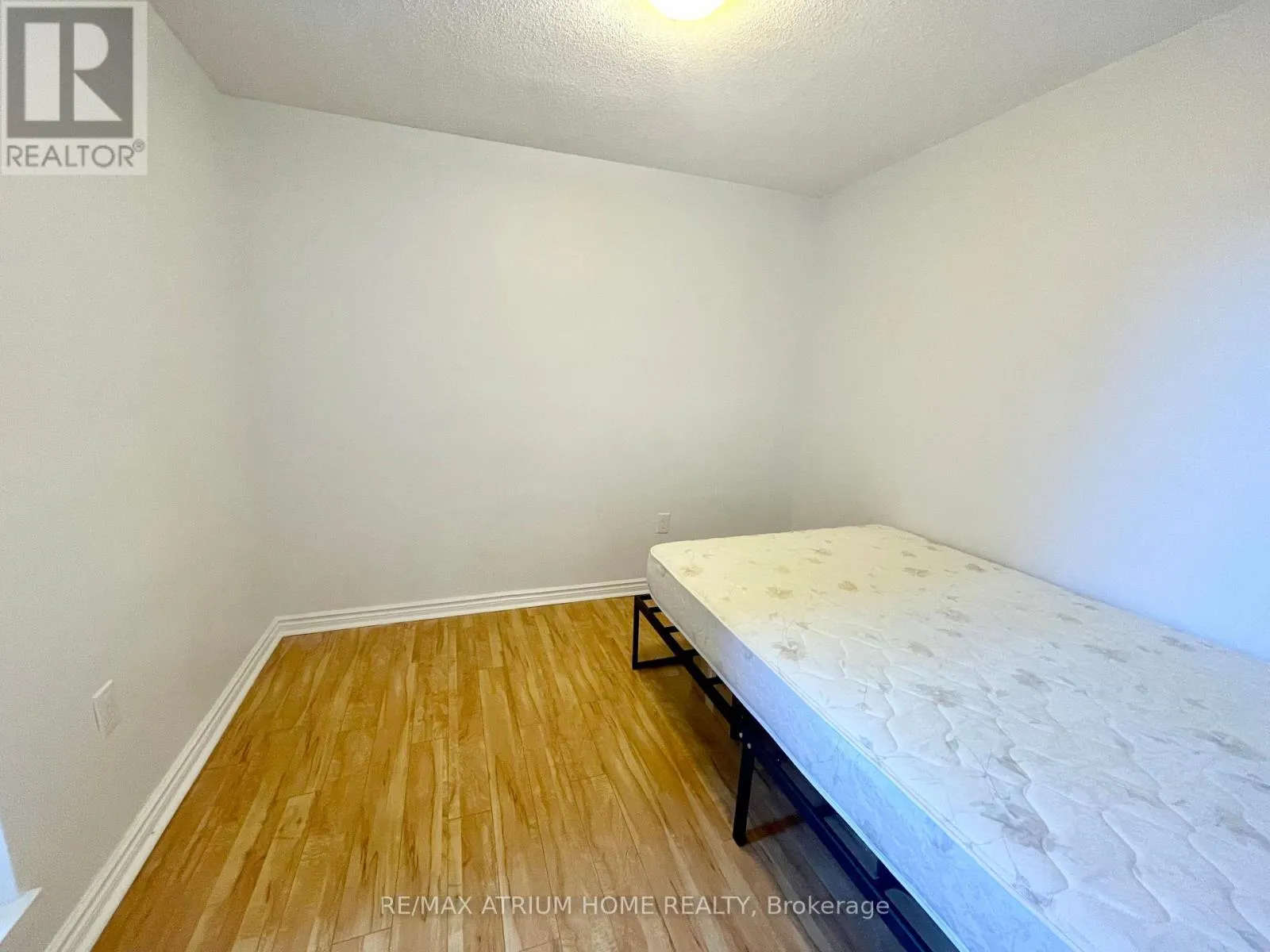 332 - 16A ELGIN STREET