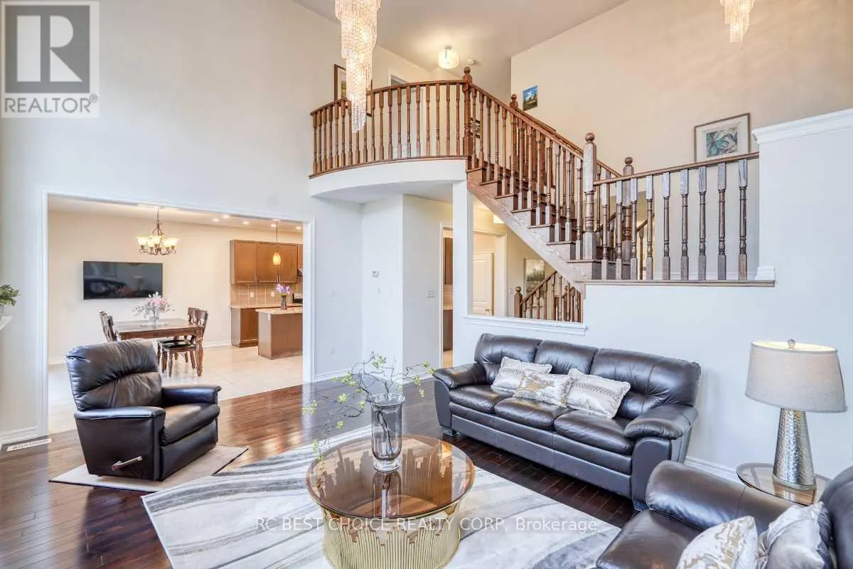 37 BUD LEGGETT CRESCENT
