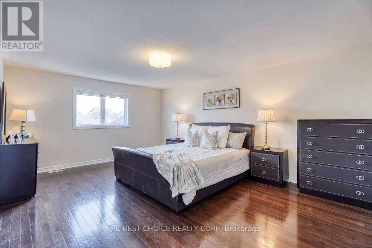 37 BUD LEGGETT CRESCENT