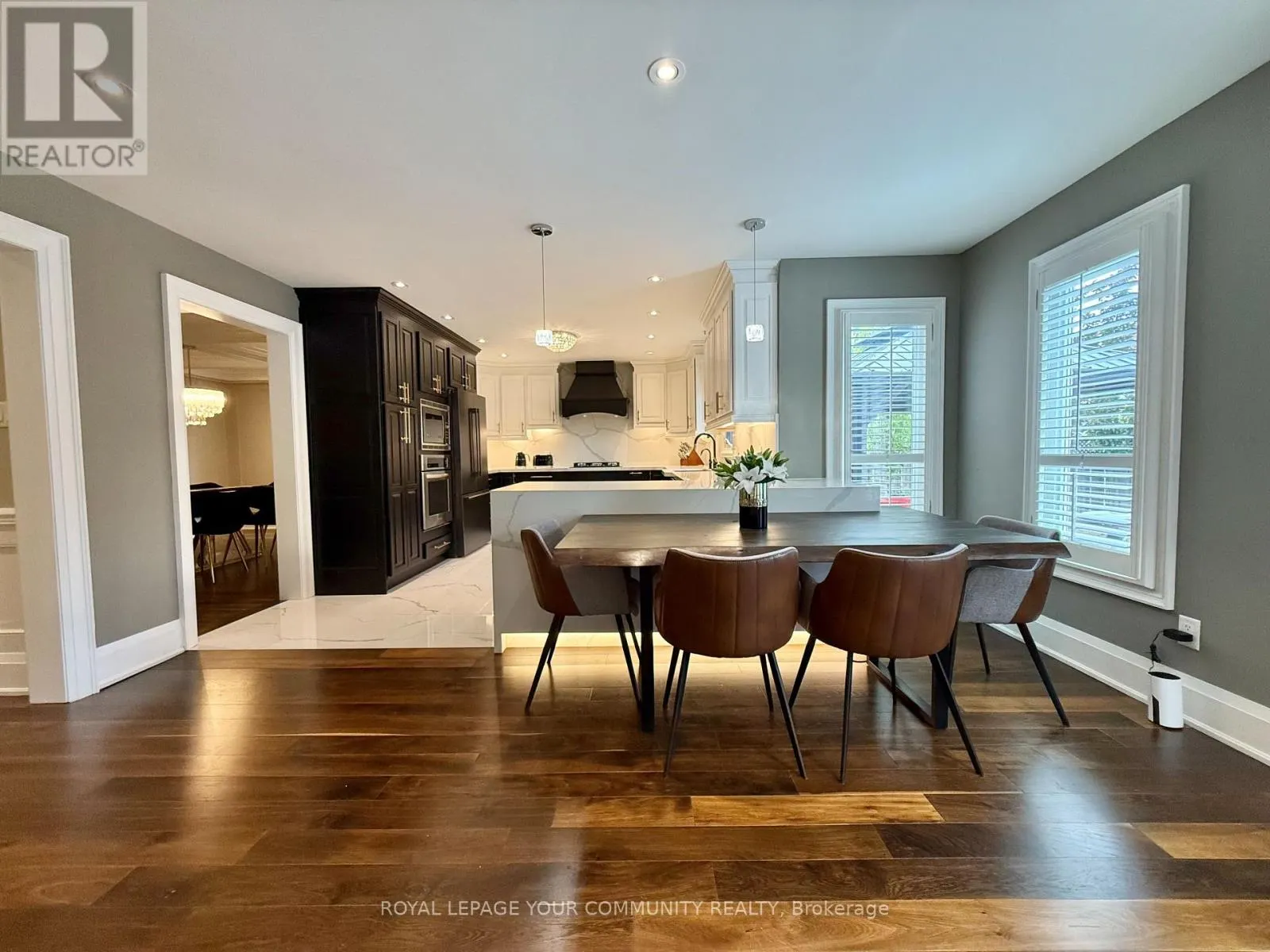 20 WHITE LODGE CRESCENT