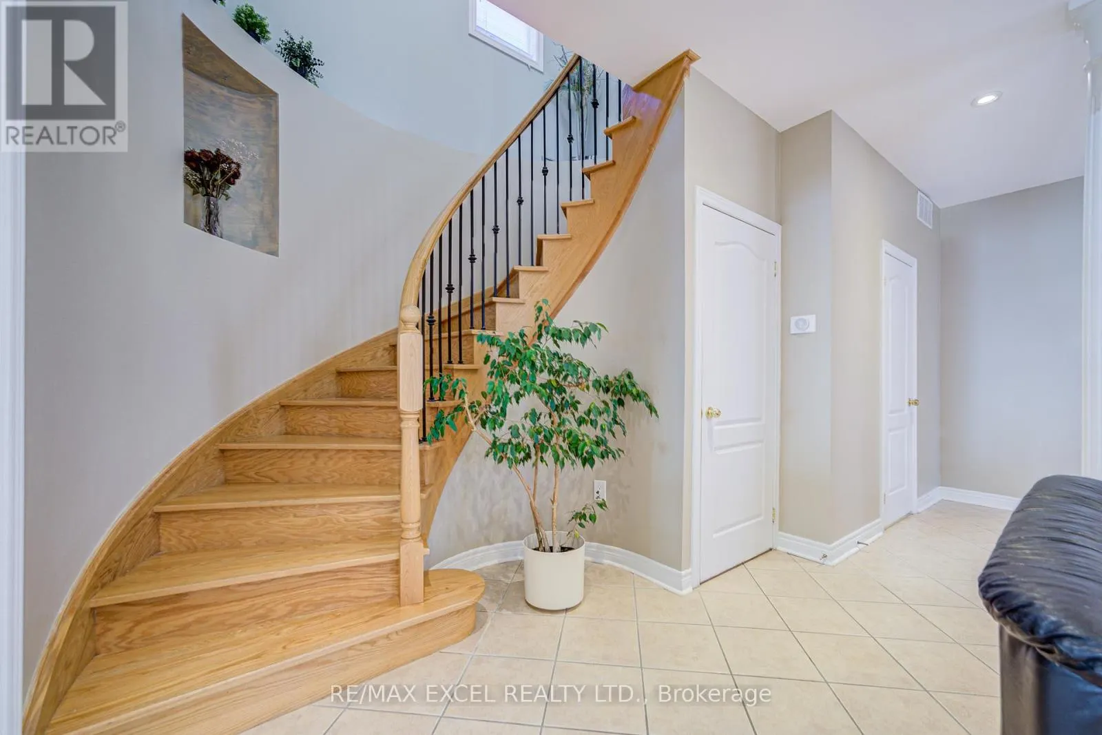 23 LENA DRIVE