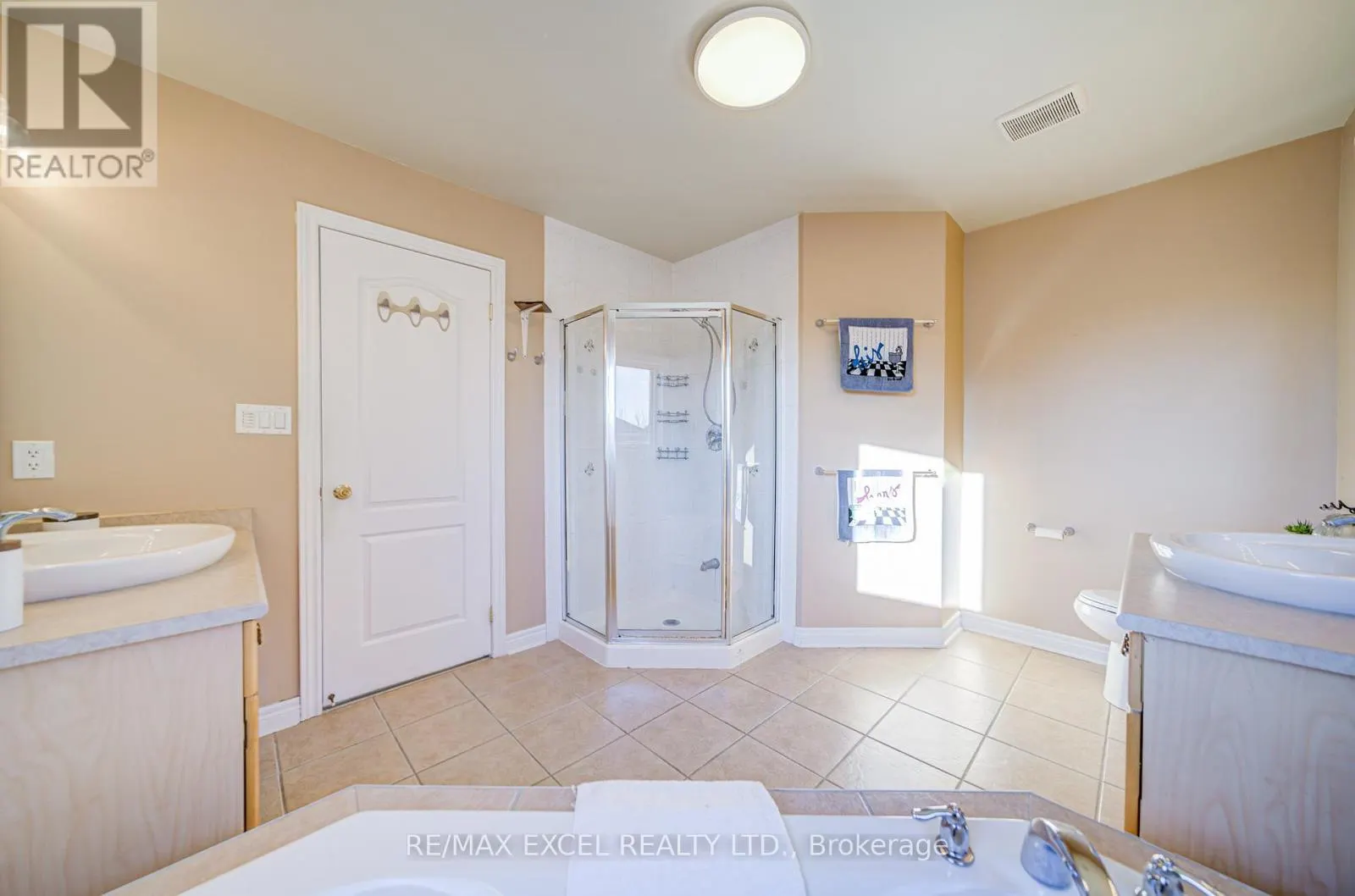 23 LENA DRIVE