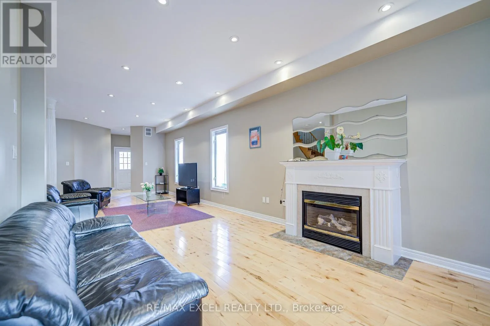 23 LENA DRIVE