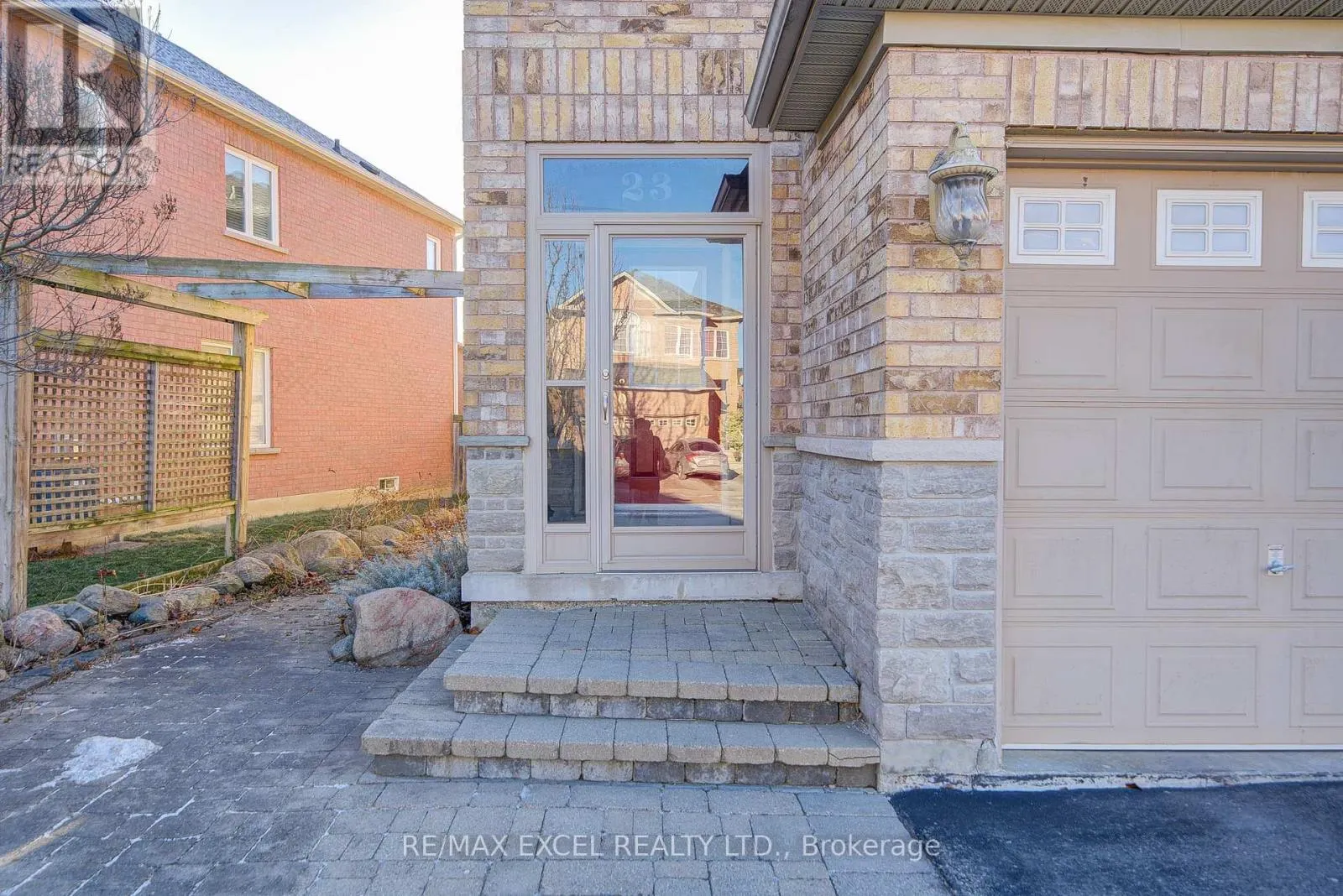 23 LENA DRIVE