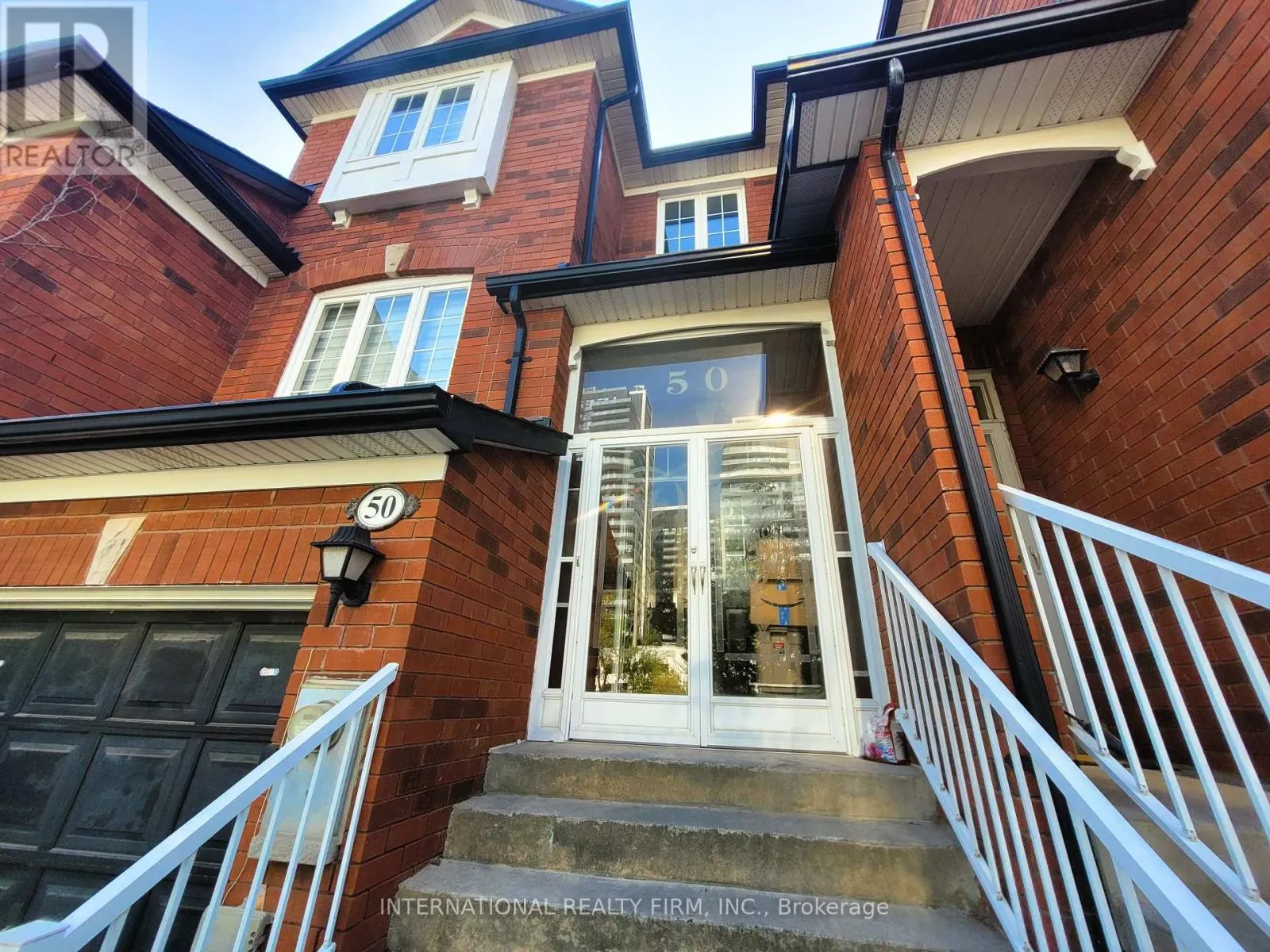 50 BERESFORD DRIVE