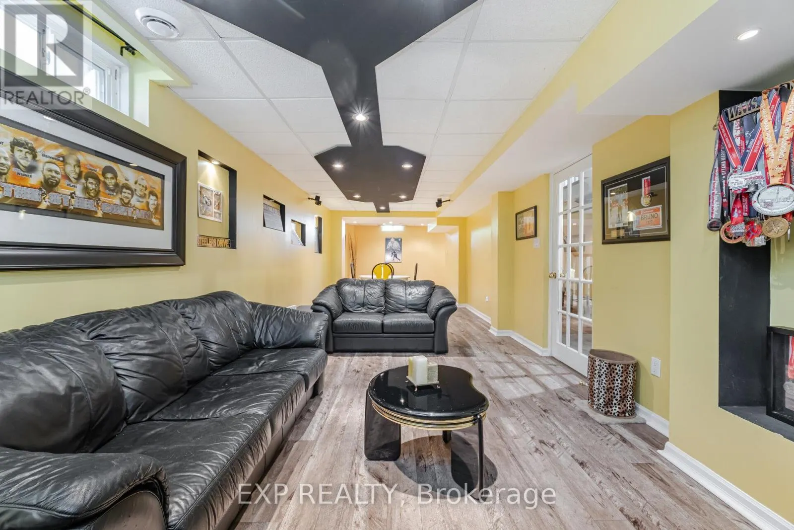 211 FLETCHER DRIVE