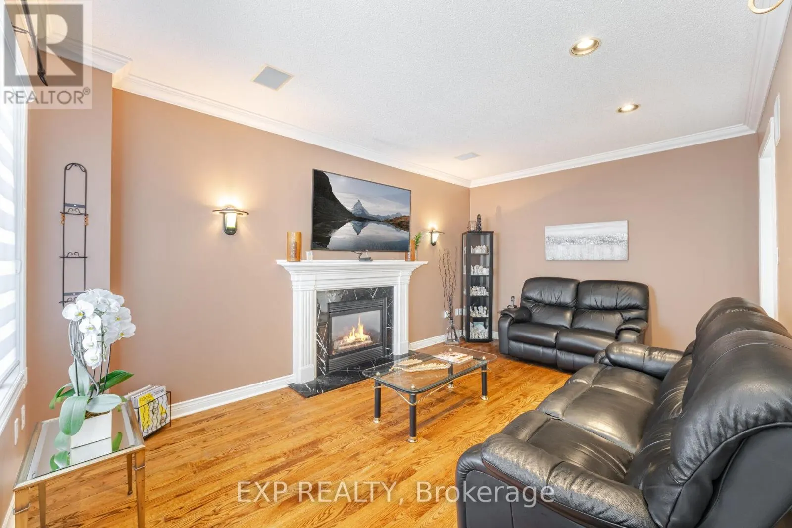 211 FLETCHER DRIVE