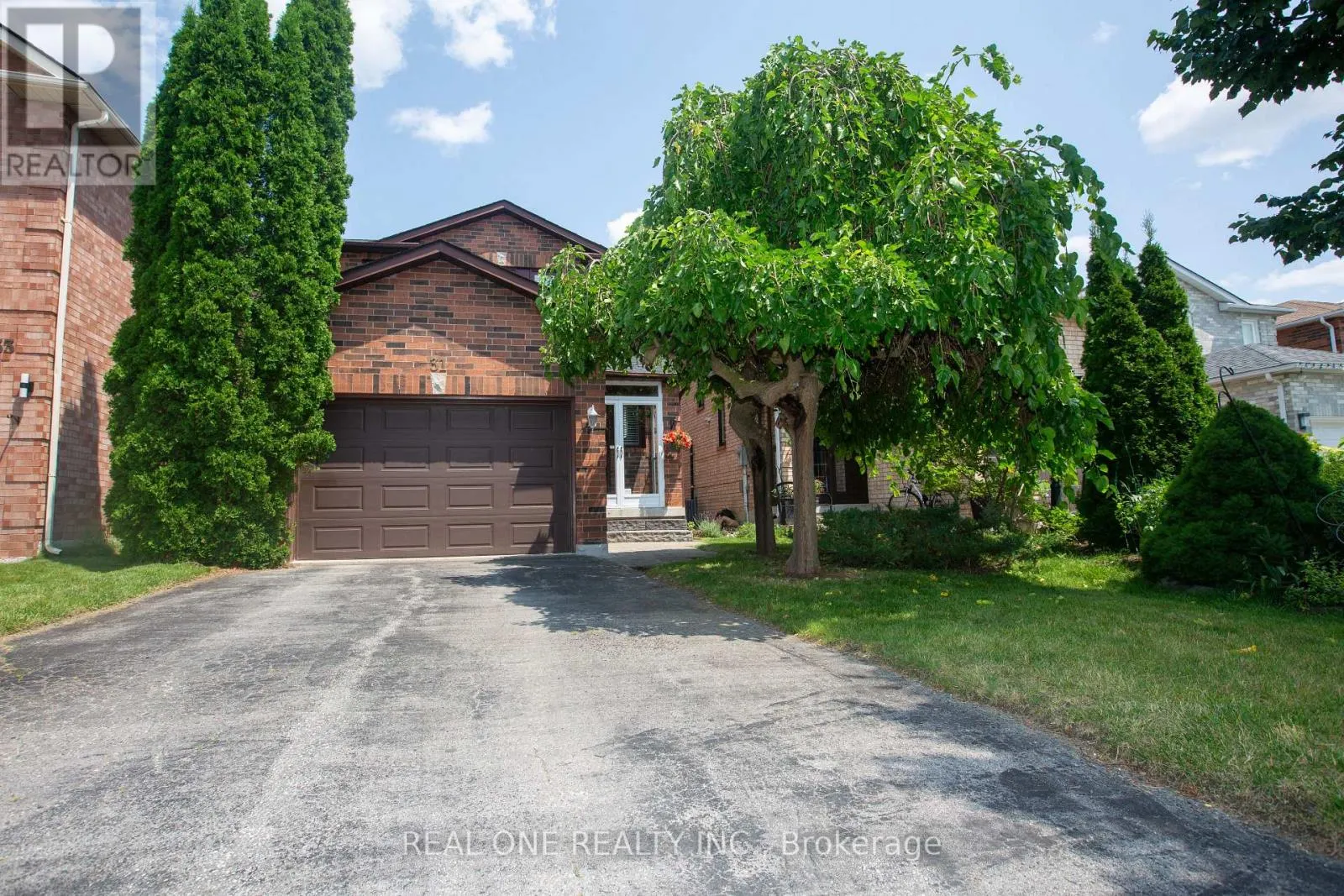 31 COUGAR COURT