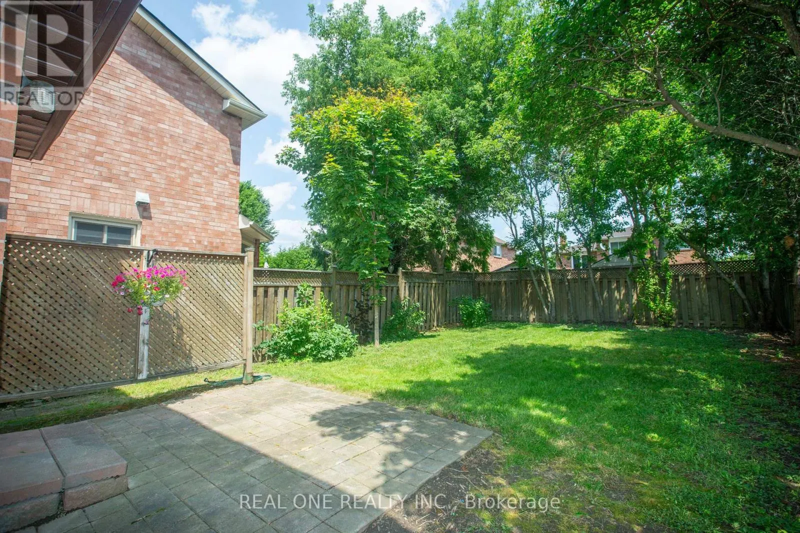 31 COUGAR COURT