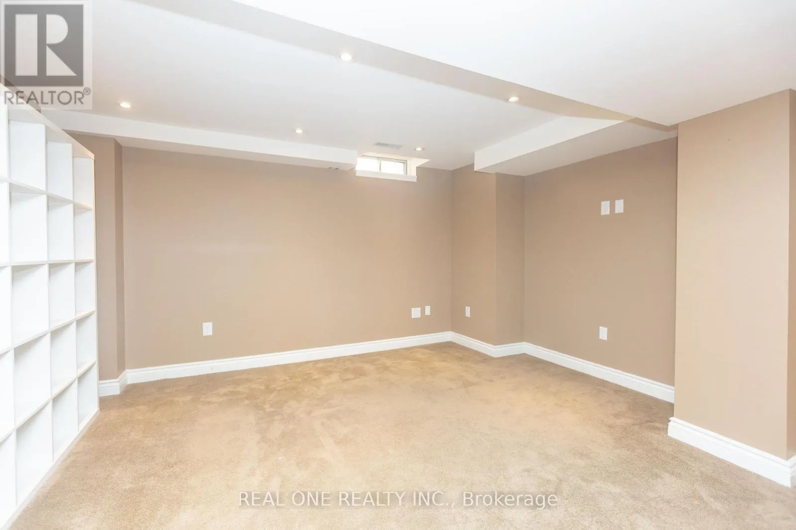 31 COUGAR COURT