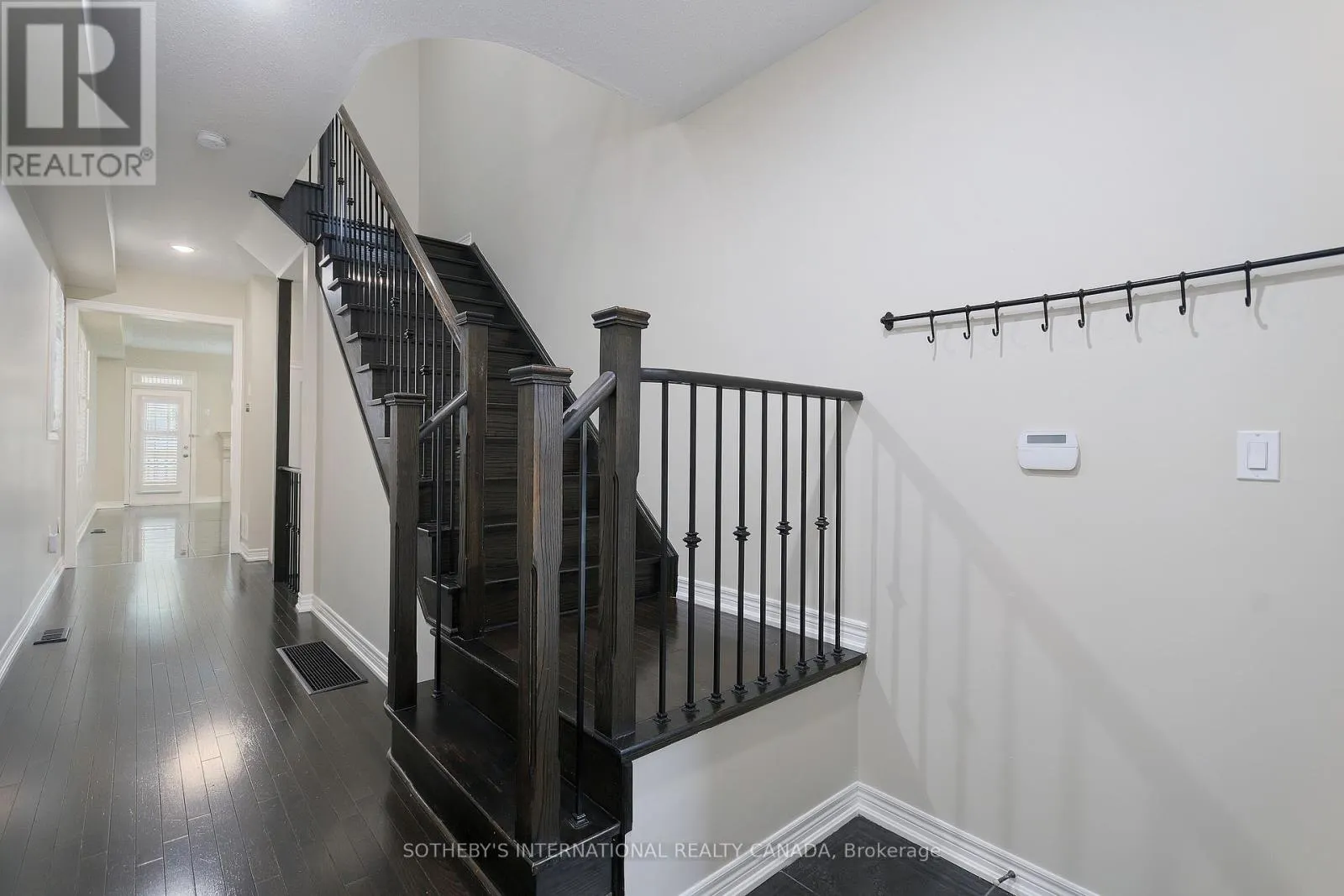 MAIN - 86 ALEXIE WAY