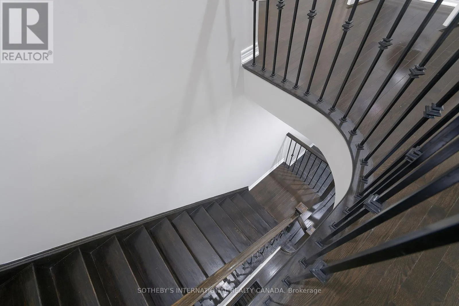 MAIN - 86 ALEXIE WAY