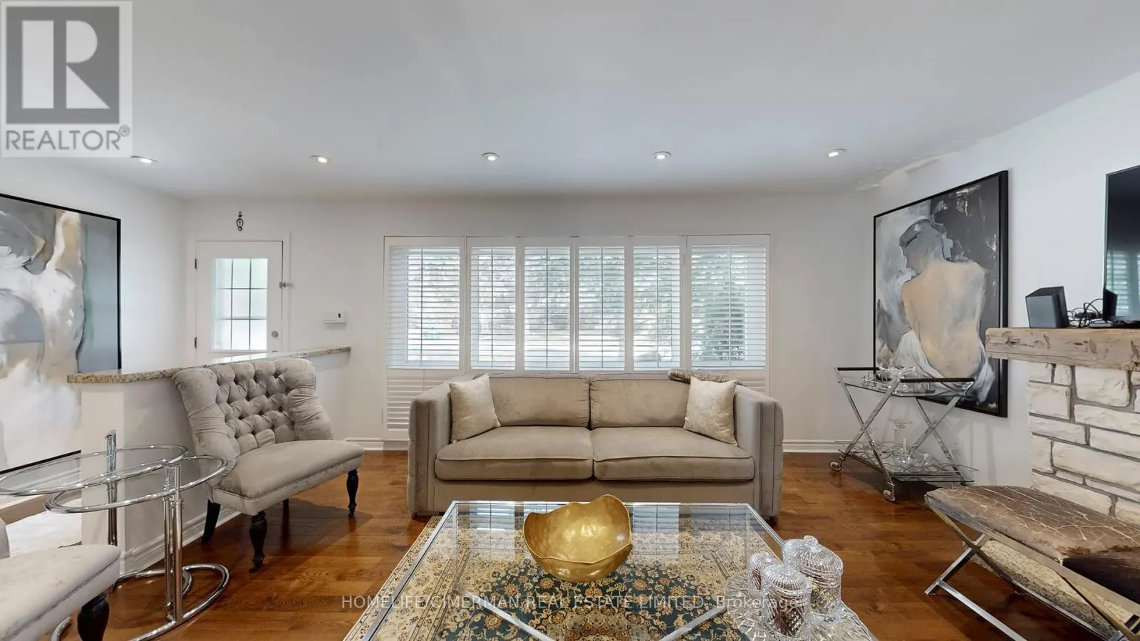 386 KERRYBROOK DRIVE