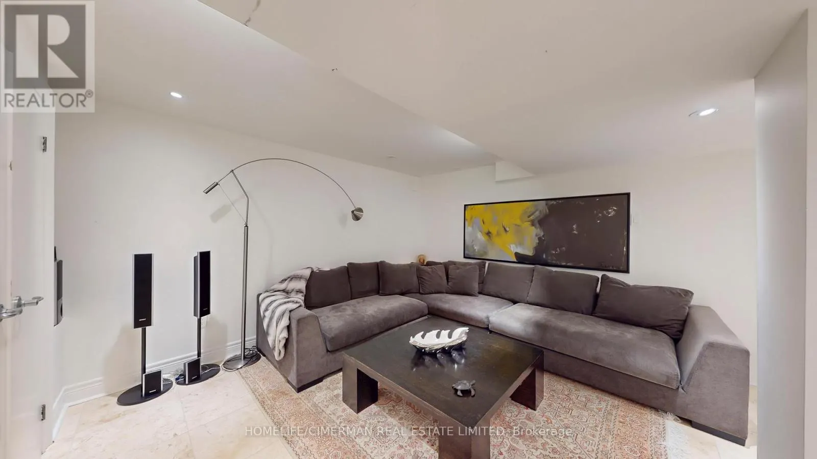 386 KERRYBROOK DRIVE