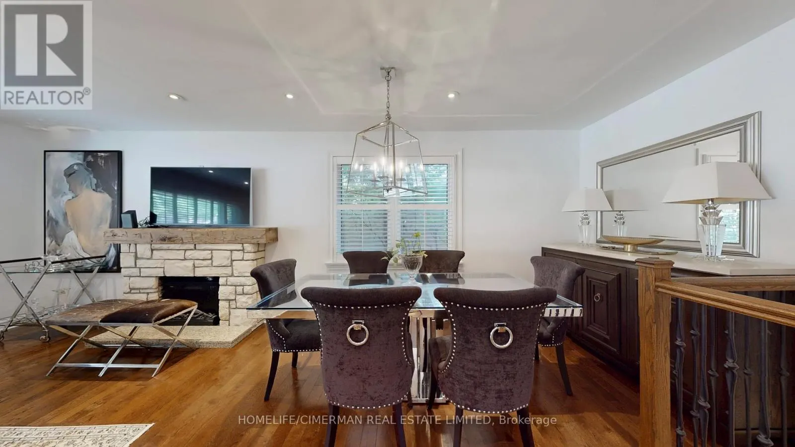 386 KERRYBROOK DRIVE