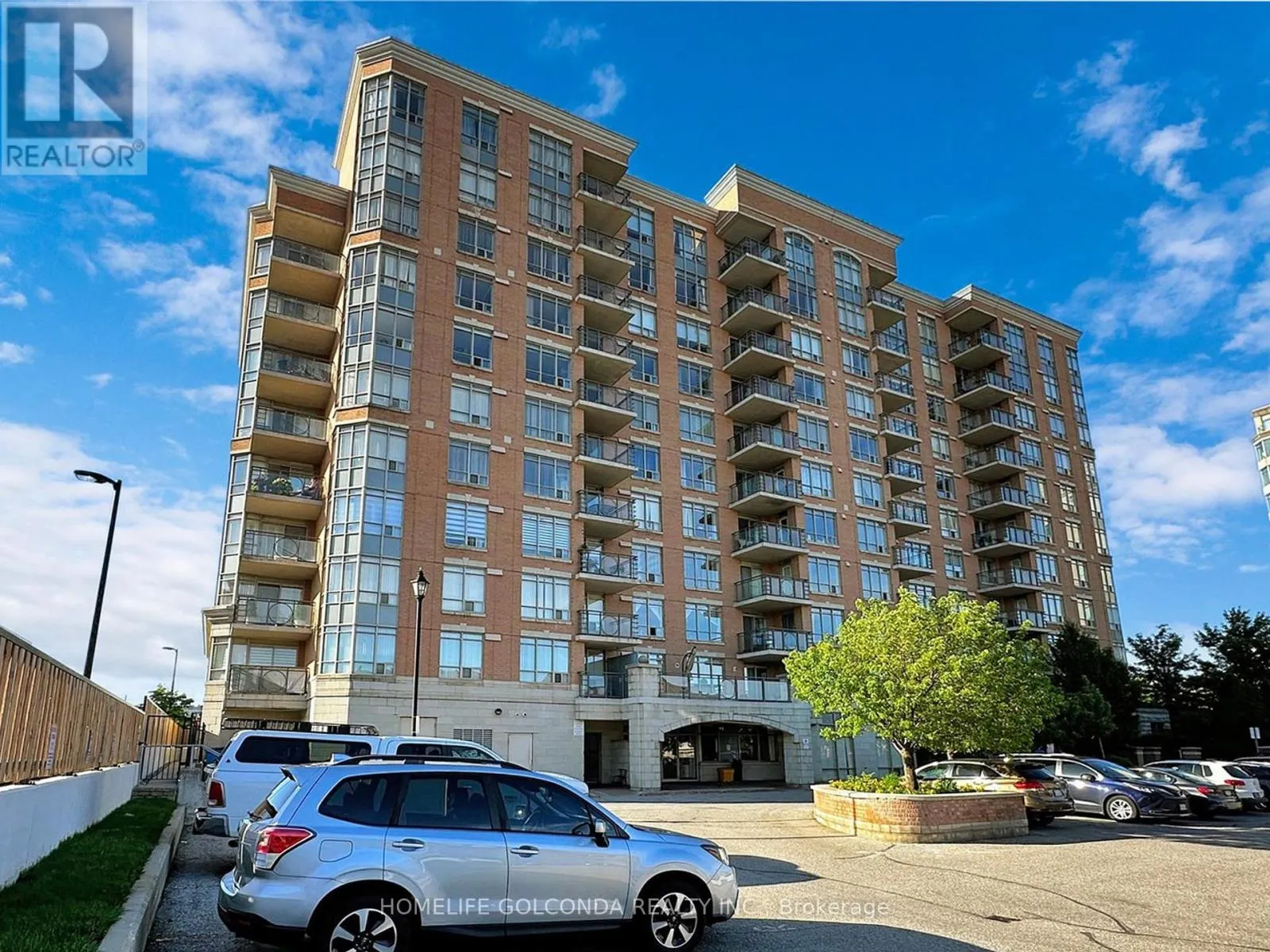 102 - 130 POND DRIVE