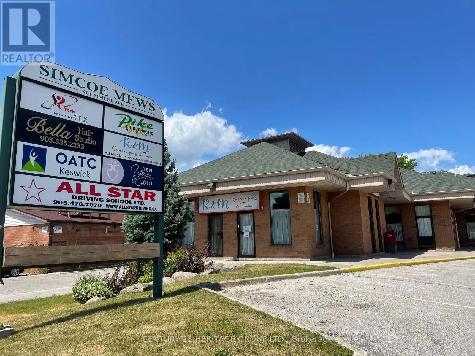 3-7 - 204 SIMCOE AVENUE